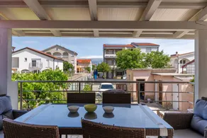 Holiday apartment with barbecue | Garden view - Image 2