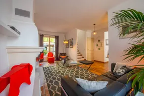 Holiday home with terrace - Image 2