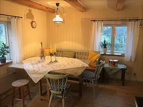 Holiday home with BBQ - Image 3