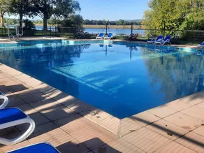 Mobile home with pool - Image 2