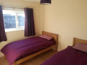 Holiday home with barbeque & garden - Image 2