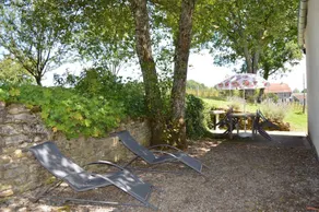 Gîte con terraza y jardín - Image 3