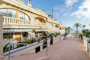 House with pool, terrace & garden | Sea view | Beach nearby - Image 2