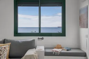 House with fast internet | Beach view - Image 2
