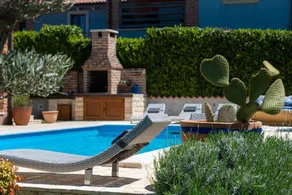 Villa with private pool, terrace & BBQ - Image 5