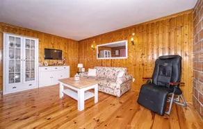 Casa vacacional con jacuzzi, terraza y jardín - Image 2