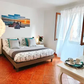 Chambre privée avec jardin et piscine | Vue nature - Image 3
