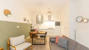Appartement adapté aux familles avec sauna, jacuzzi et terrasse | Vue jardin - Image 3