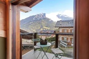 Appartamento con giardino | Vista sul giardino - Image 2