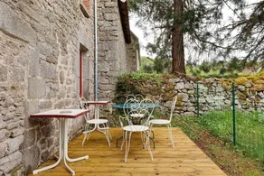 Cottage totalmente attrezzato con terrazza, barbecue e giardino | Vista sul giardino | Ammette cani - Image 2