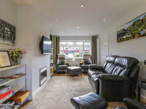 Cottage with terrace & garden - Image 4