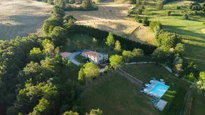 Agriturismo Tenuta Valdea - Ristorante e Piscina tra Bologna e Firenze: Camera Matrimoniale Standard 2 - Colazione Inclusa - Image 4