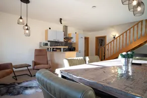 Children-friendly flat with terrace, barbecue & garden | City view | Pet-friendly - Image 5