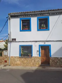 Apartment 'La Manchega' with Mountain Views, Wi-Fi and Air Conditioning - Image 2