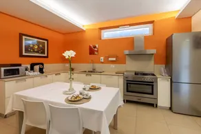 Villa with garden, private pool & barbecue - Image 4