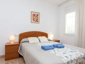 Holiday home with terrace, barbecue & private pool - Image 5