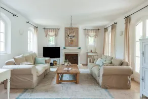 Charmerende Villa i et bevogtet ejendom, smukke privat pool - Image 2