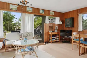 House with garden - Image 3