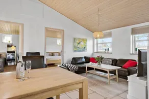 Fully equipped beautiful holiday home with barbeque & terrace | Close to the beach - Image 3