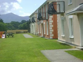 Flat with garden - Image 3