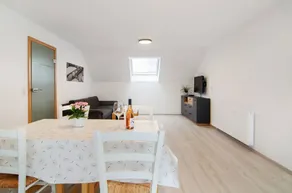 Apartment "Am Birnbaum" with Lovely Balcony and Wi-Fi - Image 5