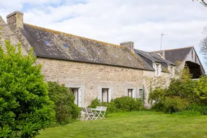 House with terrace, garden & BBQ | Garden view - Image 2