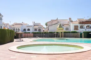 Children-friendly lovely bungalow with pool, garden & terrace | Sea view | Beach nearby | Pets allowed - Image 2