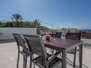 Spectacular Cave with two large terraces (70m2) by the sea - Image 5