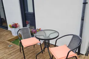 Wonderful apartment with garden - Image 5