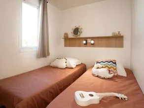 Children-friendly mobile home with heated pool & terrace | Pets are welcome - Image 5