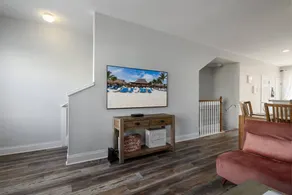 Grand appartement en copropriété convivial et familial avec barbecue, terrasse et piscine - Image 2