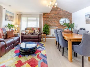Family-friendly cottage with garden | River view | Next to the beach | Pets are welcome - Image 5