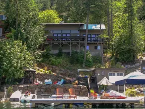 Dog Friendly Cabin on Lake Pend O'reille with Hot Tub and Lakefront Views, Perfect for a Family Retreat on the Lake - Image 2