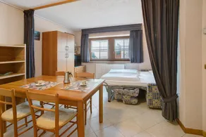 Appartement de vacances avec jardin et internet haut débit | Vue jardin | Près des pistes de ski | Avec animaux acceptés - Image 4