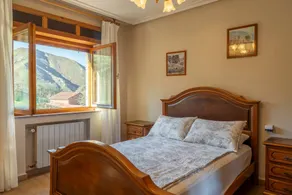 Apartment 'Casa Geli 1' in La Robellada, Onís – Sleeps 9, Pet-Friendly - Image 4