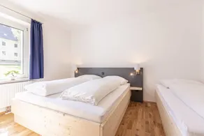Holiday apartment with garden & hot tub | Mountain view - Image 4