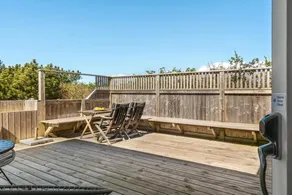 House with terrace - Image 3