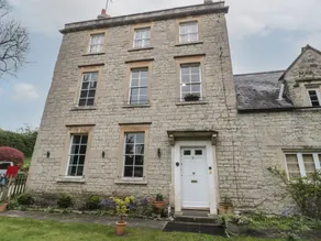 Cottage with garden - Image 2