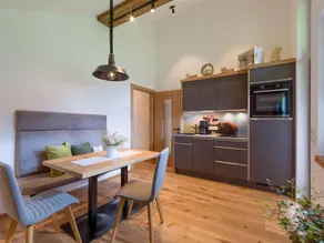Family-friendly charming holiday apartment - Image 2