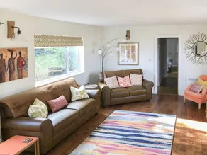 Child-friendly cottage with BBQ & garden | Beach view | Next to the beach | Pet-friendly - Image 3