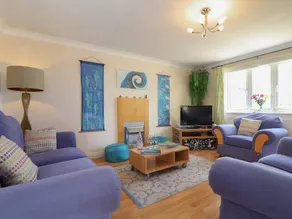 Child-friendly beautiful cottage with garden | Beach view | Beach nearby - Image 4