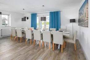 Charming bungalow with garden, terrace & sauna | Beach nearby - Image 2