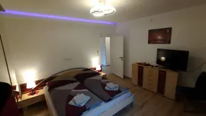 Holiday Home 'Ferienhaus Kesper' with Mountain View, Private Terrace & Wi-Fi - Image 2