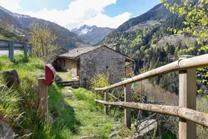 Apartment 'Furfulera' with Mountain View, Shared Garden and Balcony - Image 2