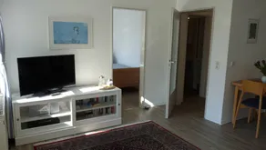 Flat with garden, terrace & sauna - Image 5
