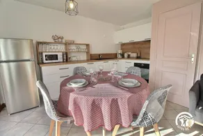 Gite with BBQ, garden & terrace - Image 5