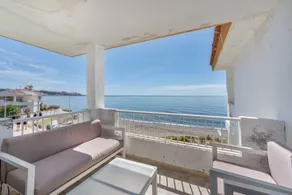 Ferienwohnung mit Pool und Garten | Meerblick - Image 2