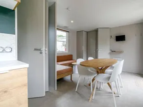 Mobile home with heated pool & terrace | Pets are welcome - Image 5