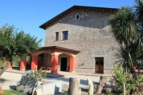 Masseria Campierti: CAMERA ROSSA - Image 4