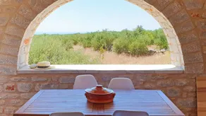 Holiday home with terrace, garden & BBQ - Image 4